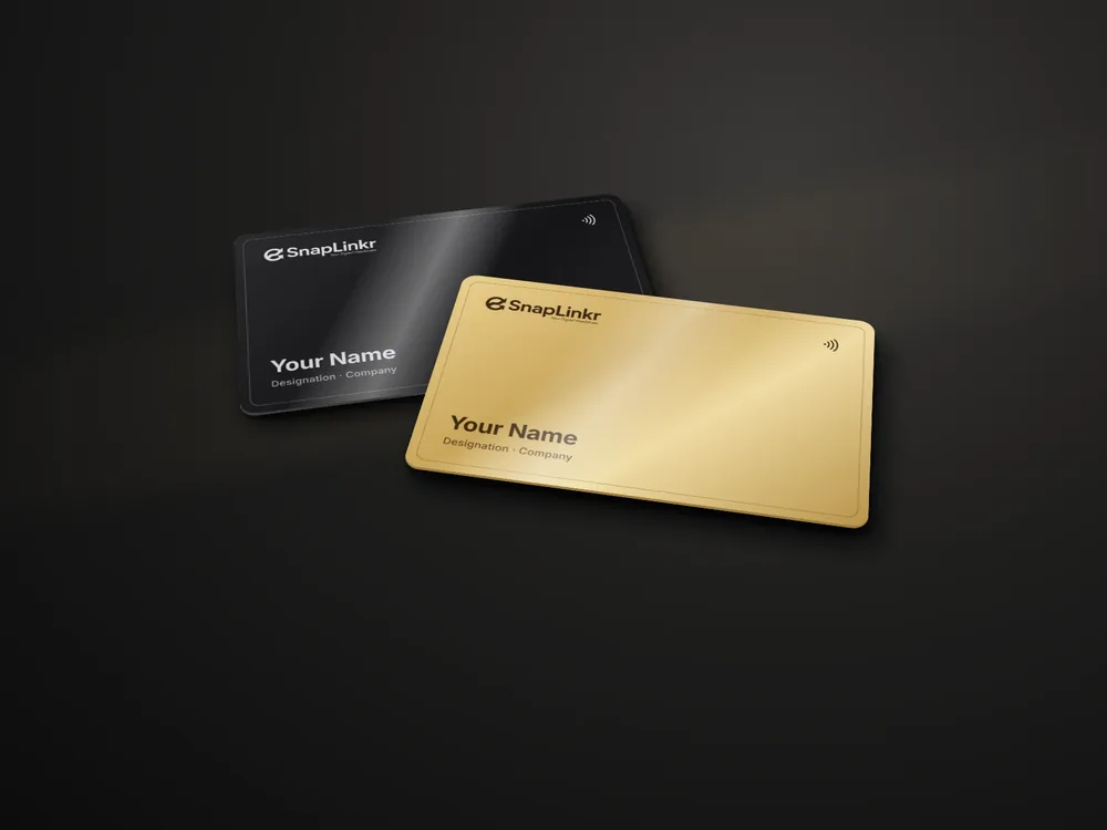 Black and gold SnapLinkr metal NFC business cards